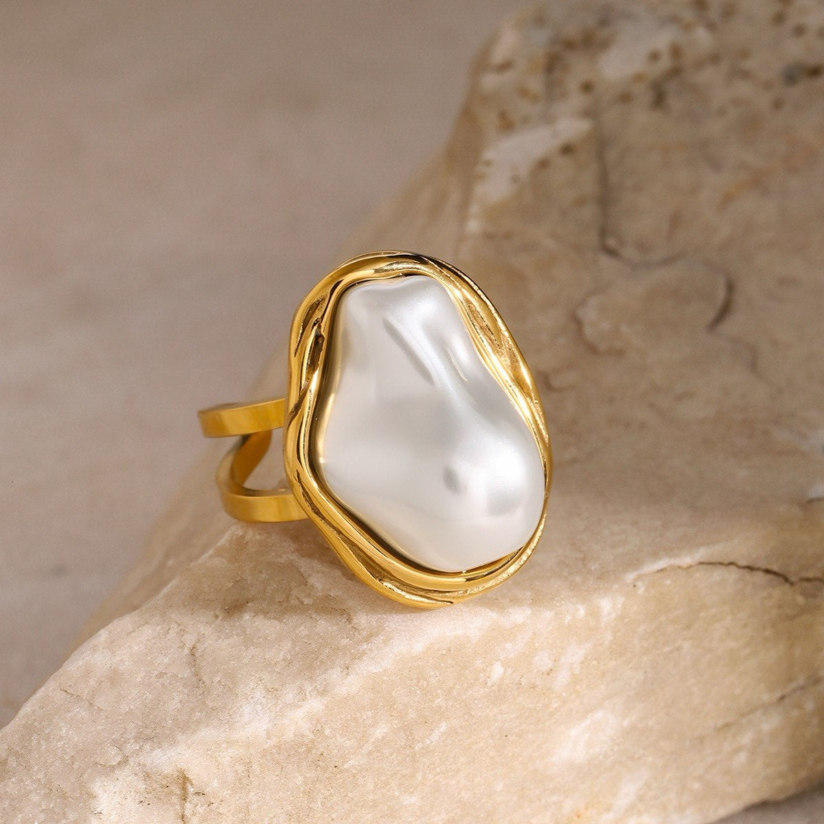 Baroque Pearl Ring