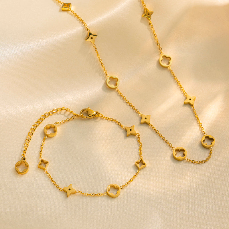 Golden Clover Grace Bracelet